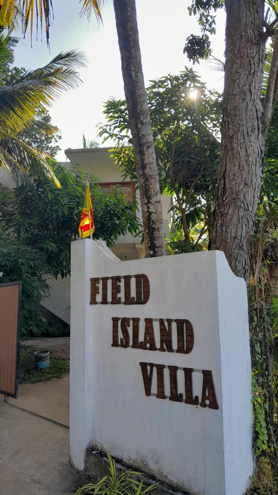 Field Island Villa - Ahangama Bagian luar foto