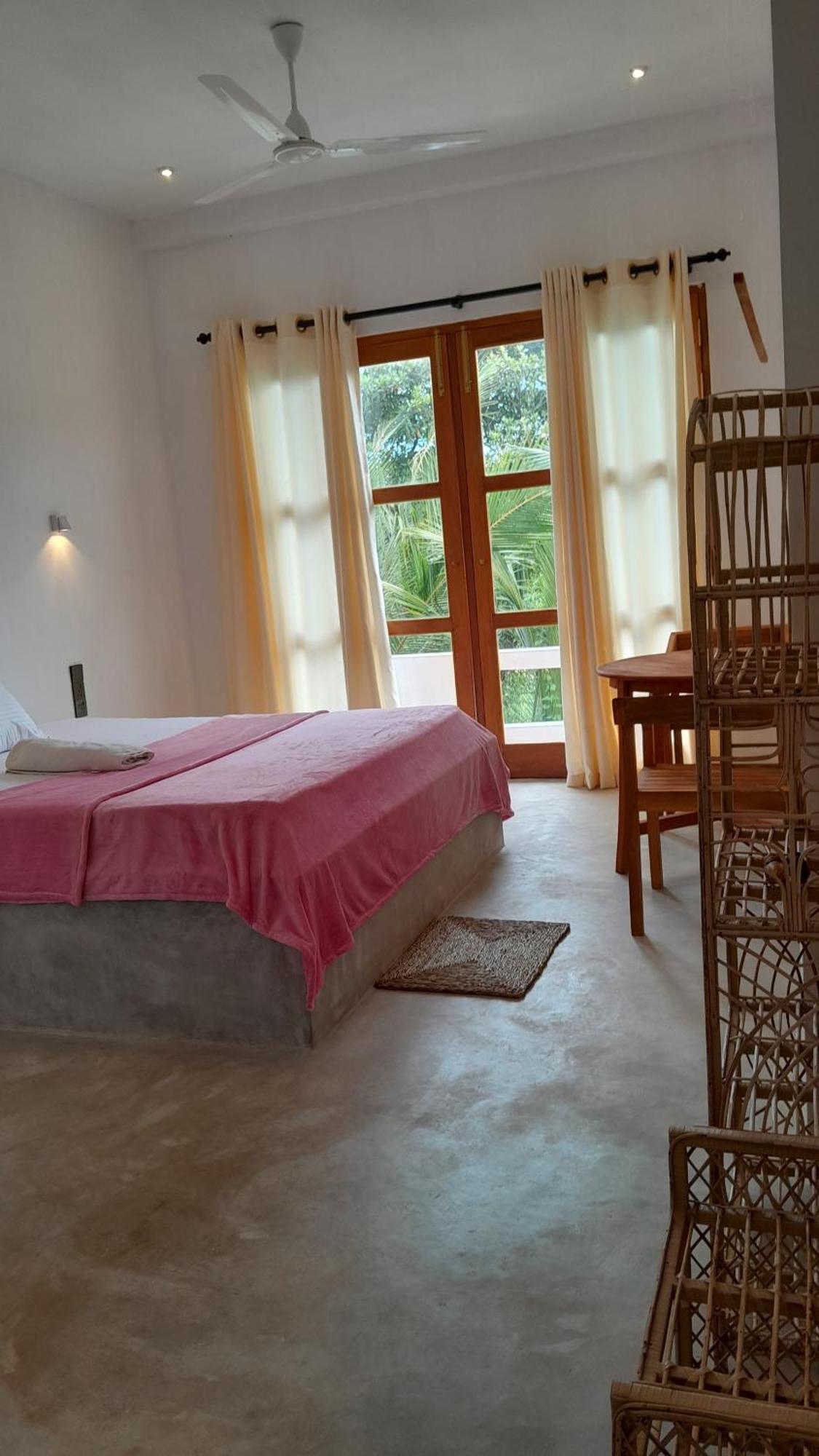 Field Island Villa - Ahangama Bagian luar foto