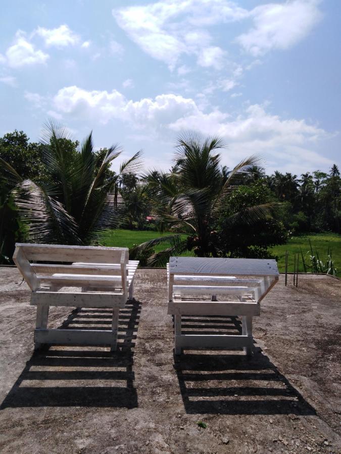 Field Island Villa - Ahangama Bagian luar foto