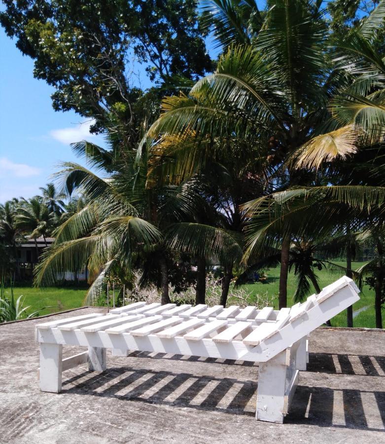 Field Island Villa - Ahangama Bagian luar foto